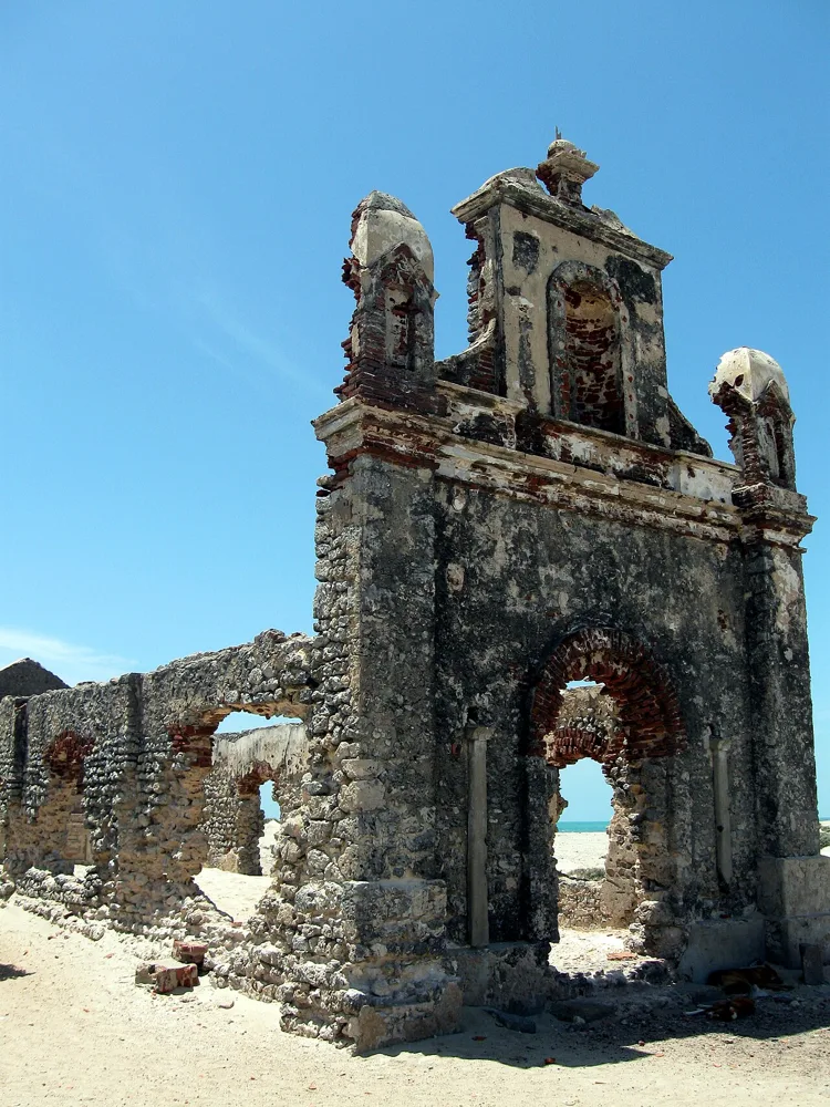 Ruins of the church at Dhanushkodi