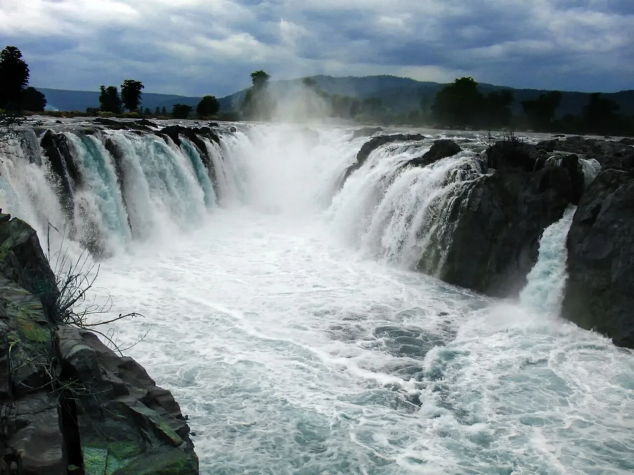 Rocky cascades at Hogenakkal Falls