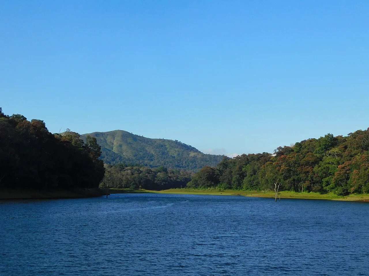 Periyar Lake and hills at Thekkady
